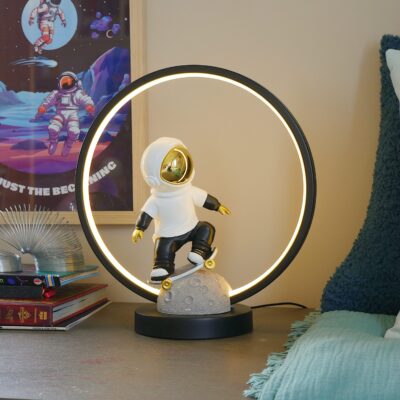 Astronaut Astro Skate White Ring Light
