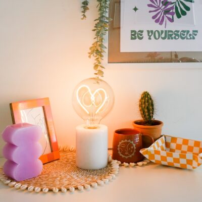 HEART LED Filament Bulb (White) (Screw Down Style)