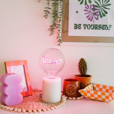 LOVE LED Filament Bulb (Pink Text)(Screw Down Style)