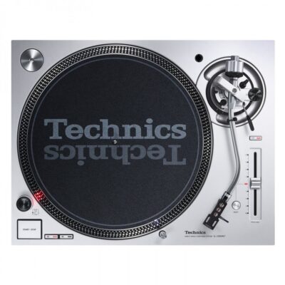 Technics SL-1200 MK7 Direct Drive Turntable
