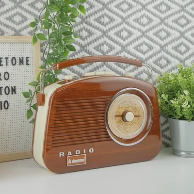 Steepletone Brighton Classic Retro Style Radio (Limited Edition Wood/Cream Finish)