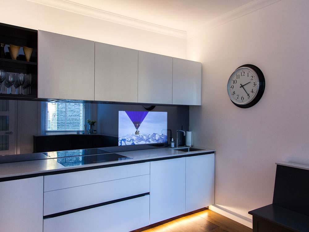 NEOD custom mirror television installation - splashback 01