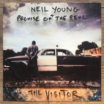 Neil Young – The Visitor — barcode 0093624909194