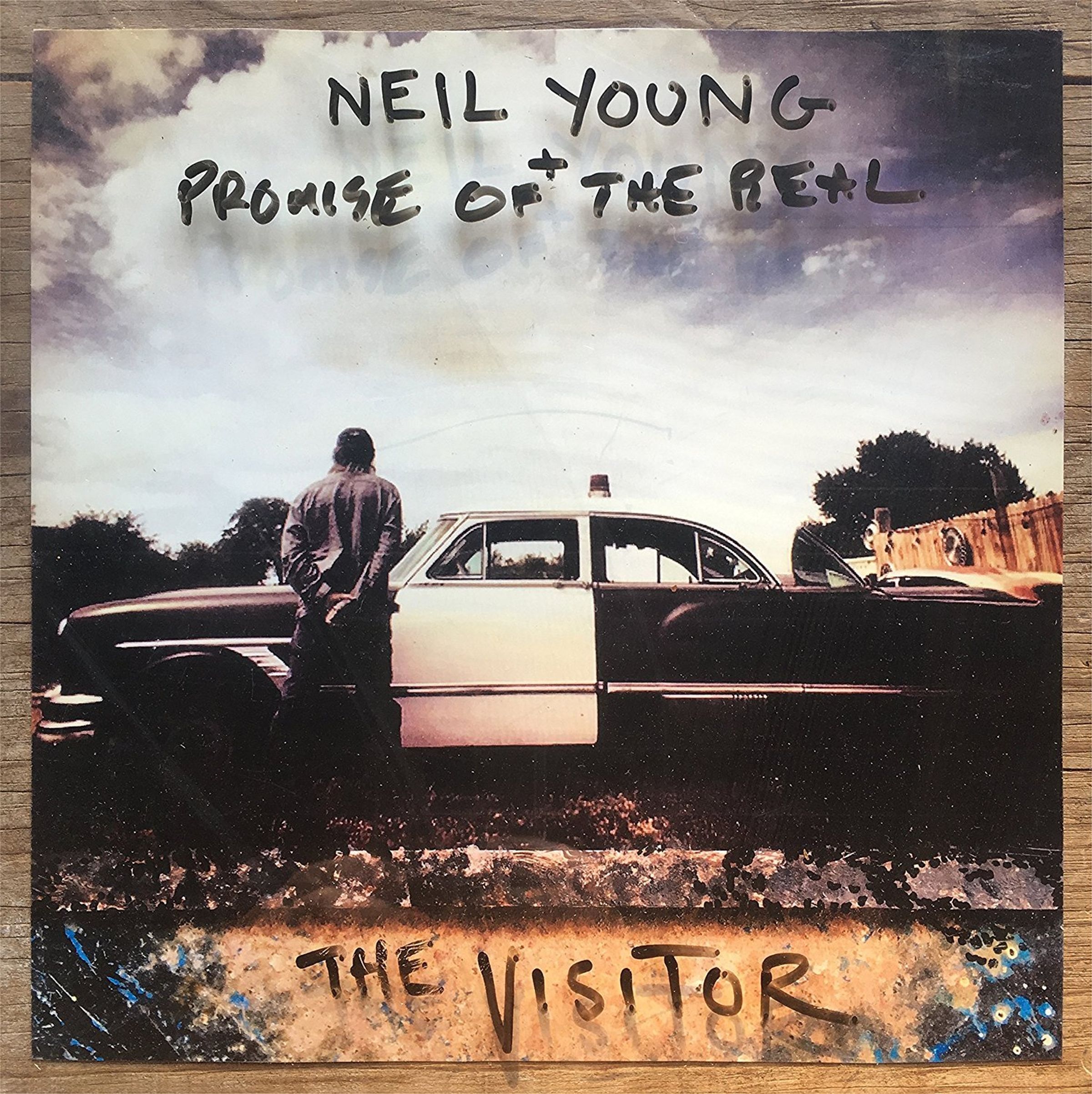 Neil Young – The Visitor — barcode 0093624909194
