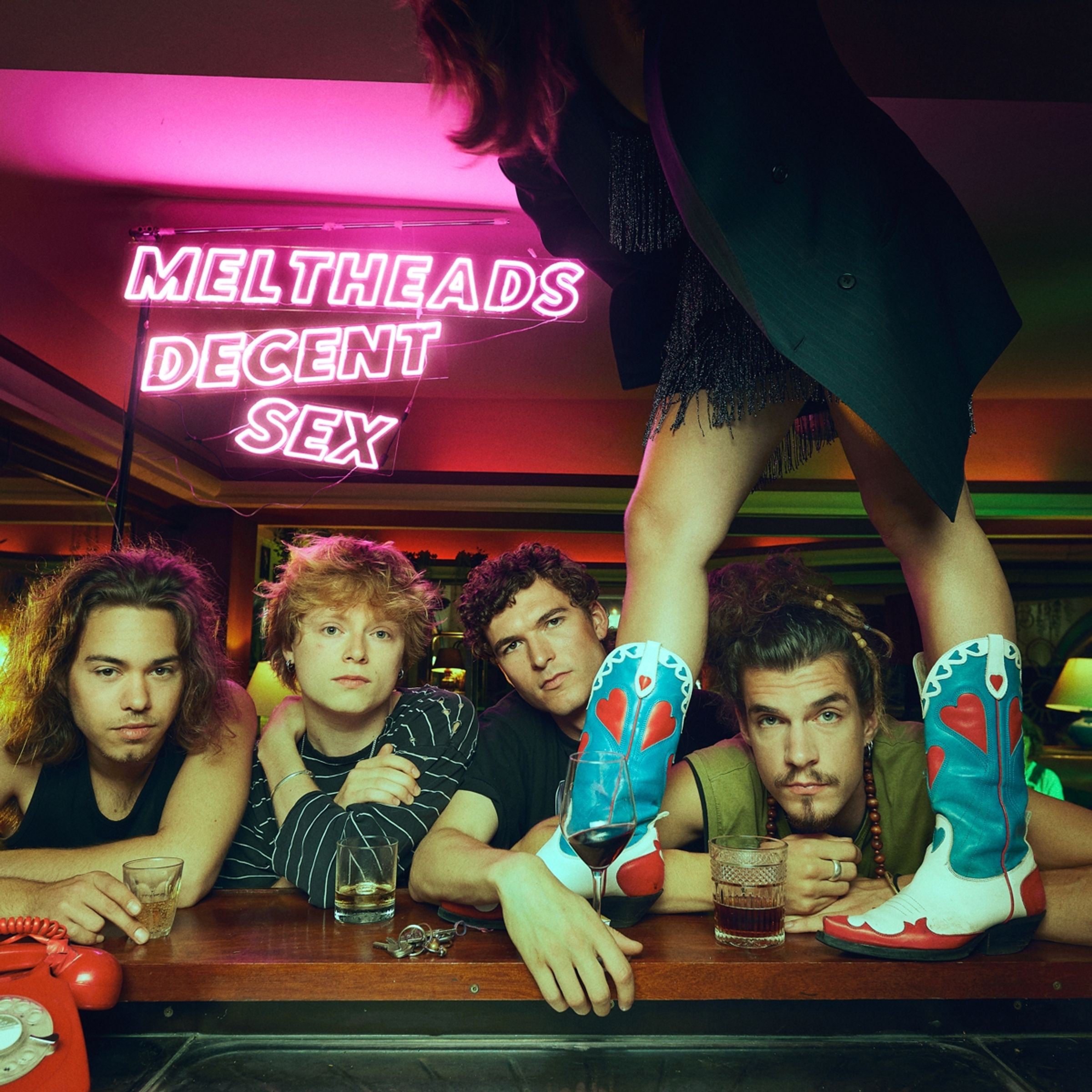 Meltheads – Decent Sex (Transparent Magenta Vinyl) — barcode 5430002558370