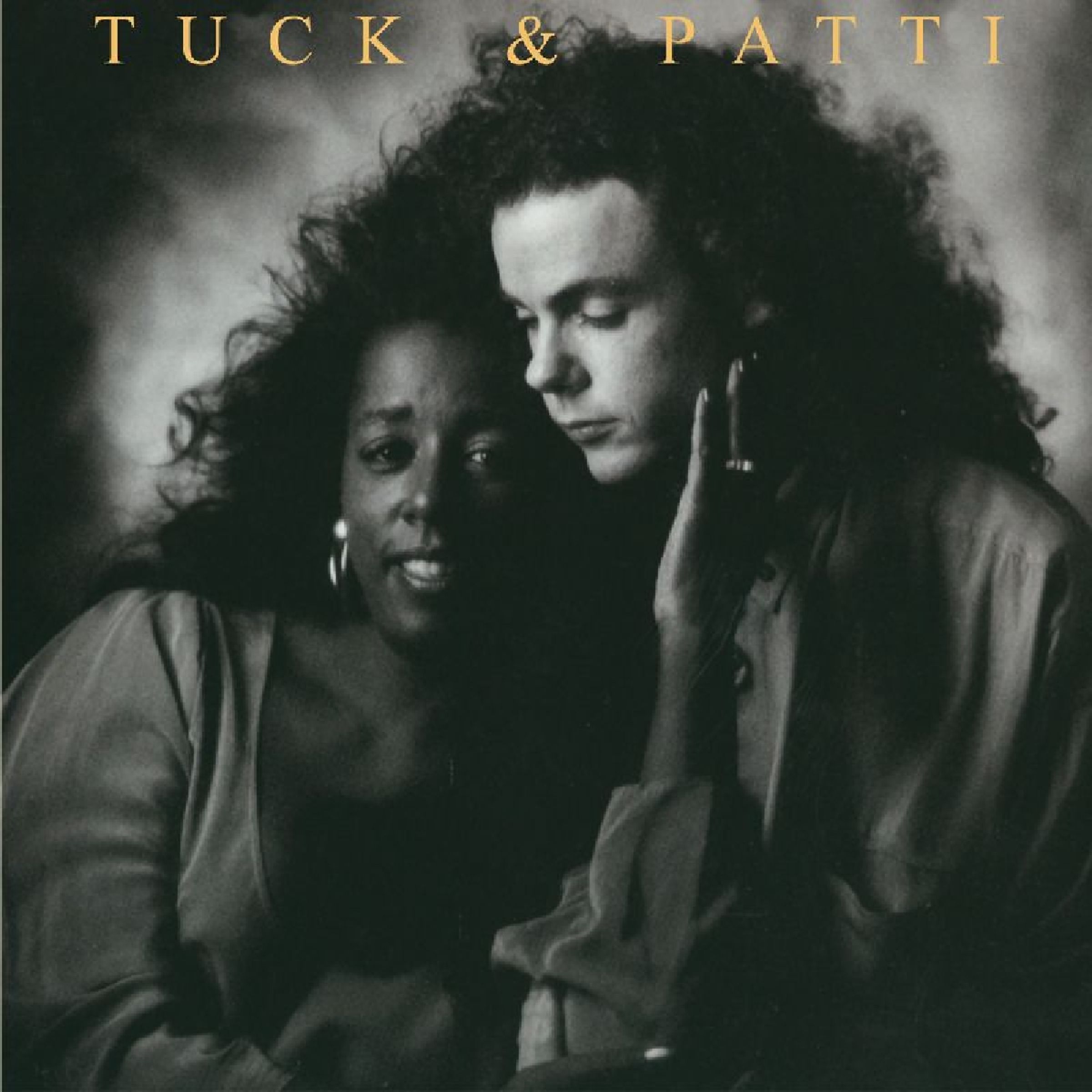 Tuck & Patti – Love Warriors — barcode 8718627220061